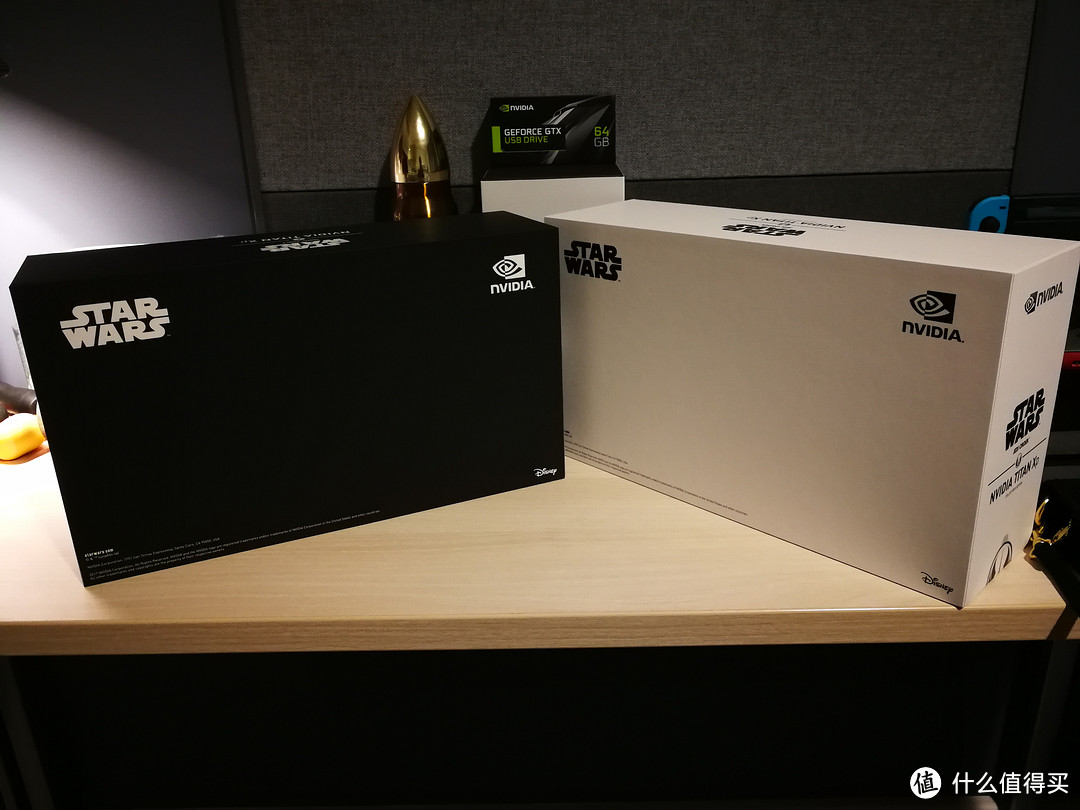 #本站首晒#核弹典藏版x2：英伟达 NVIDIA Titan Xp Star Wars Collector’s Edition 开箱！