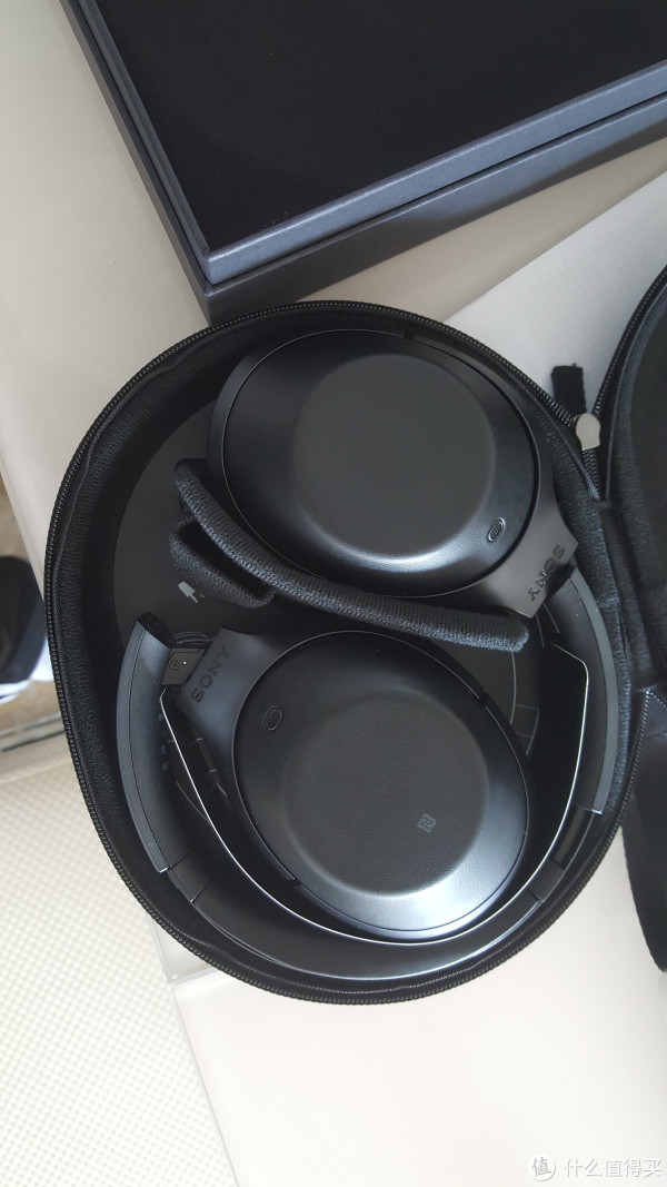 打开耳机包 打开耳机包