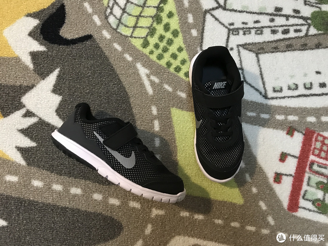 #晒单大赛#NIKE 耐克 FLEX EXPERIENCE 4 幼童跑步鞋