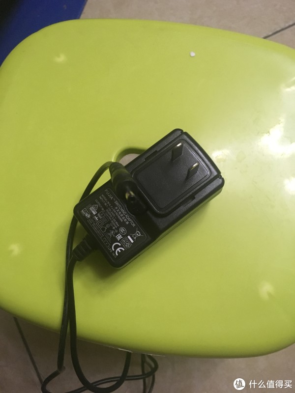 都啥时候了 充电口还用这样的 唉