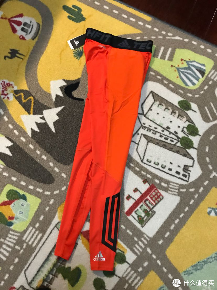 #晒单大赛#跑步就要骚!adidas 阿迪达斯 男子训练紧身裤