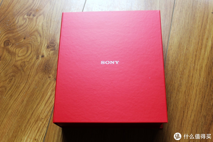 索尼的那一抹朱砂红,sony 索尼 MDR-EX750BT 入耳式无线蓝牙耳机 初体验
