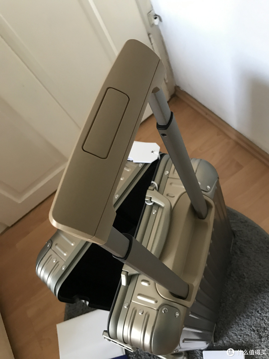 白银换真金—RIMOWA  TOPAS TITANIUM 53 登机箱开箱晒单