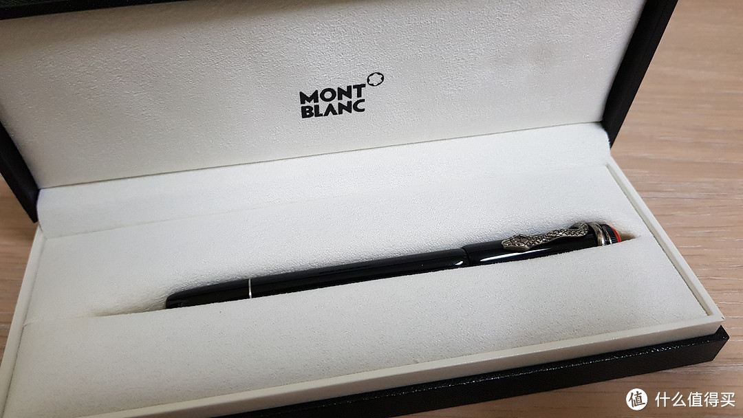 可能是最早的黑五晒单：Montblanc 万宝龙 Rouge et Noir 钢笔