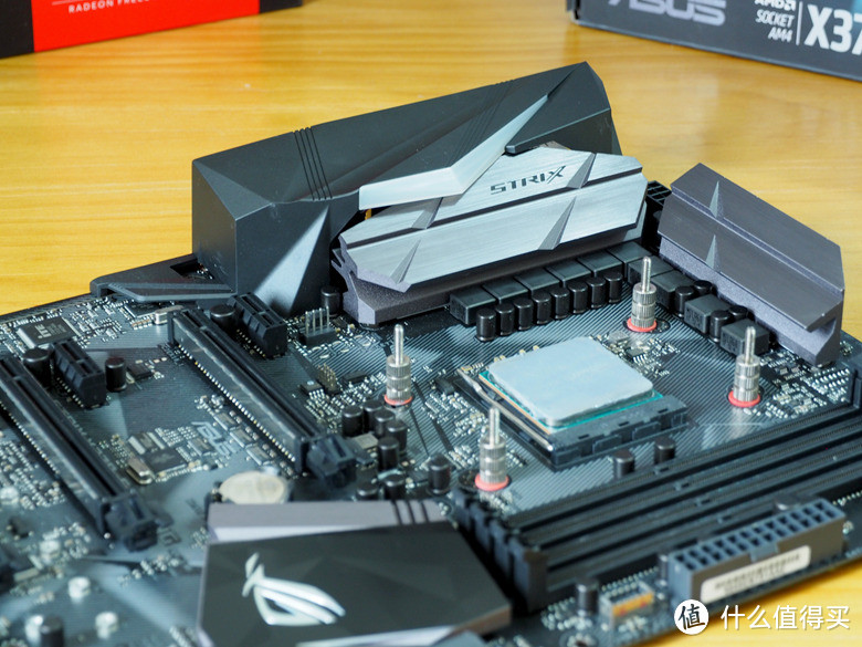 #本站首晒#轻松“吃鸡”的声波雷达主板—— 华硕 ASUS ROG STRIX X370-F GAMING 主板开箱简评