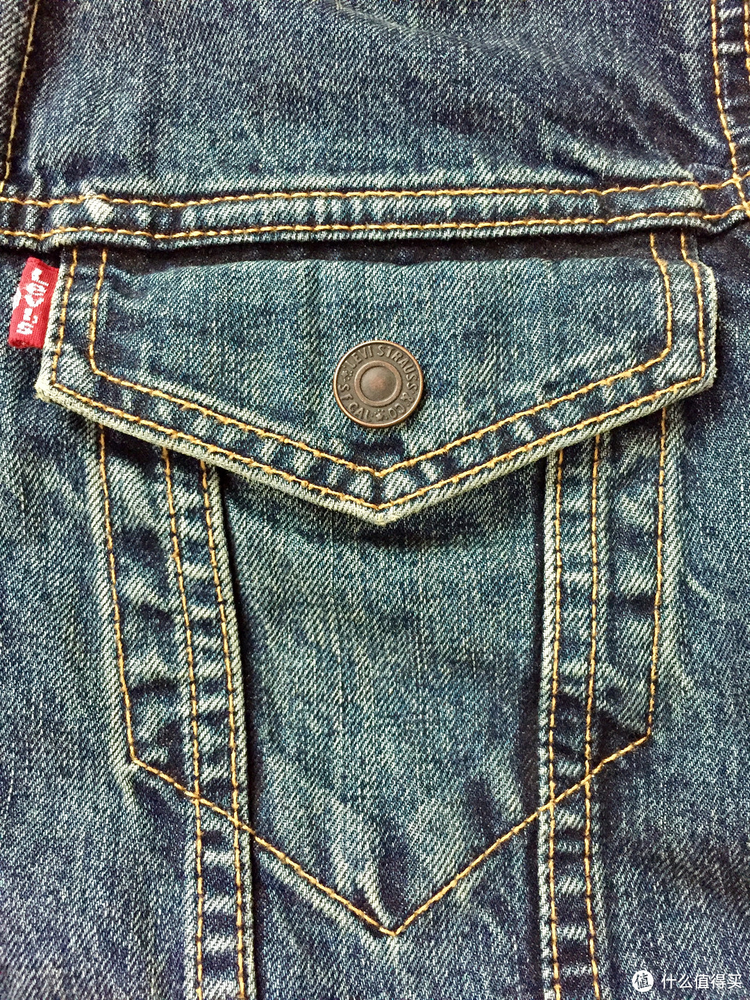 #温暖过冬#Levi's 李维斯 男士毛领牛仔夹克外套，内有福利。