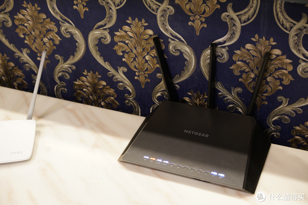 性能怪兽：让WiFi没有死角的NETGEAR 美国网件 夜鹰 R7000P 无线路由