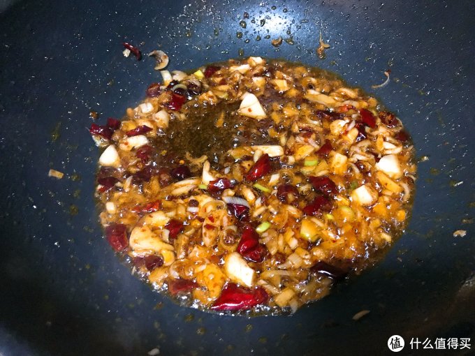 初冬暖阳天里，来份干锅牛蛙