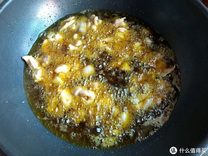 初冬暖阳天里，来份干锅牛蛙
