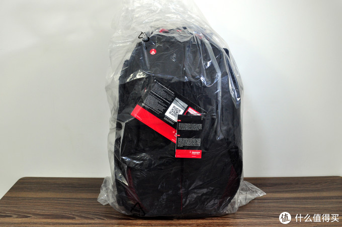 你真的很能“装”——曼富图Pro Light大黄蜂230摄影双肩背包评测