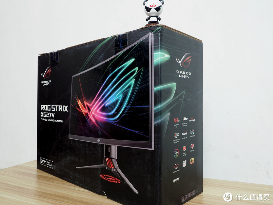 #本站首晒#主播热衷上的电竞显示器它和60hz有何不同——华硕 ROG Strix XG27VQ 144hz+Freesync电竞显示器