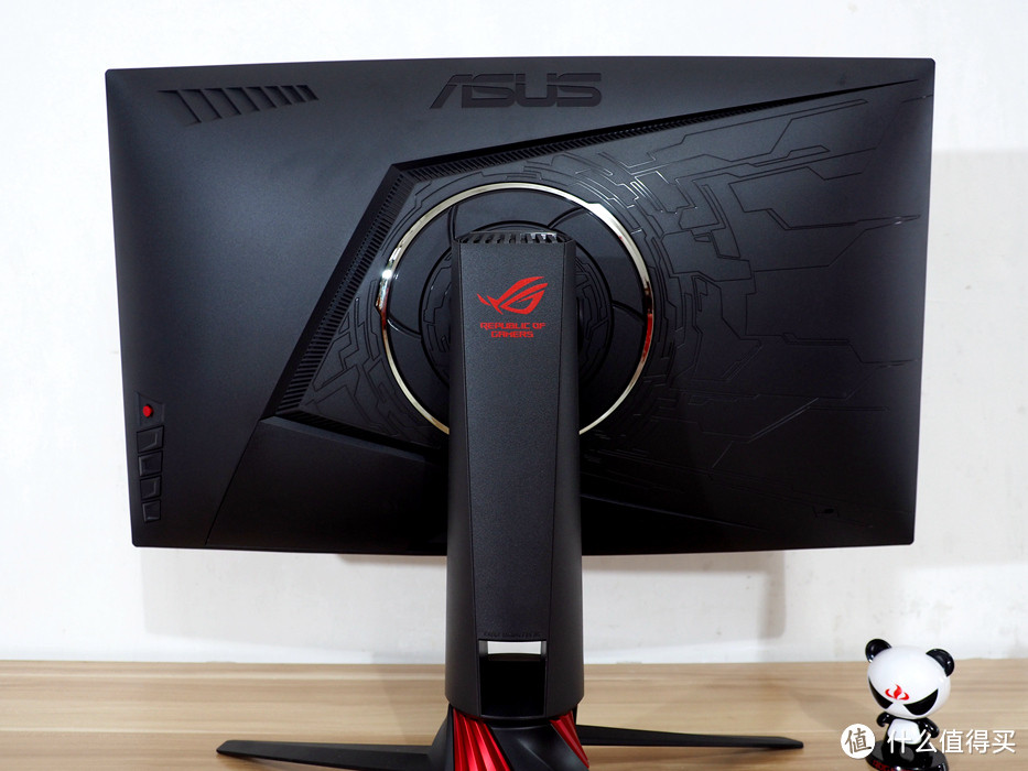 #本站首晒#主播热衷上的电竞显示器它和60hz有何不同——华硕 ROG Strix XG27VQ 144hz+Freesync电竞显示器