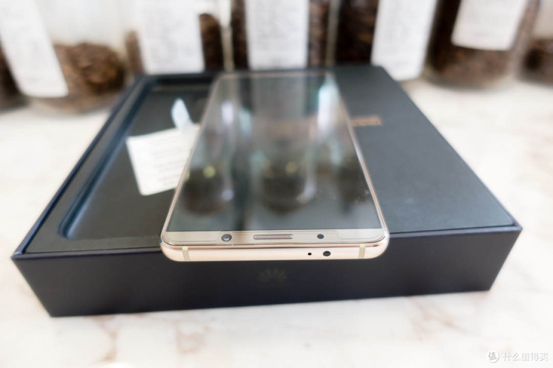 国货不止于自强 巅峰商务旗舰华为HUAWEI Mate 10 Pro vs iPhone X全面对比