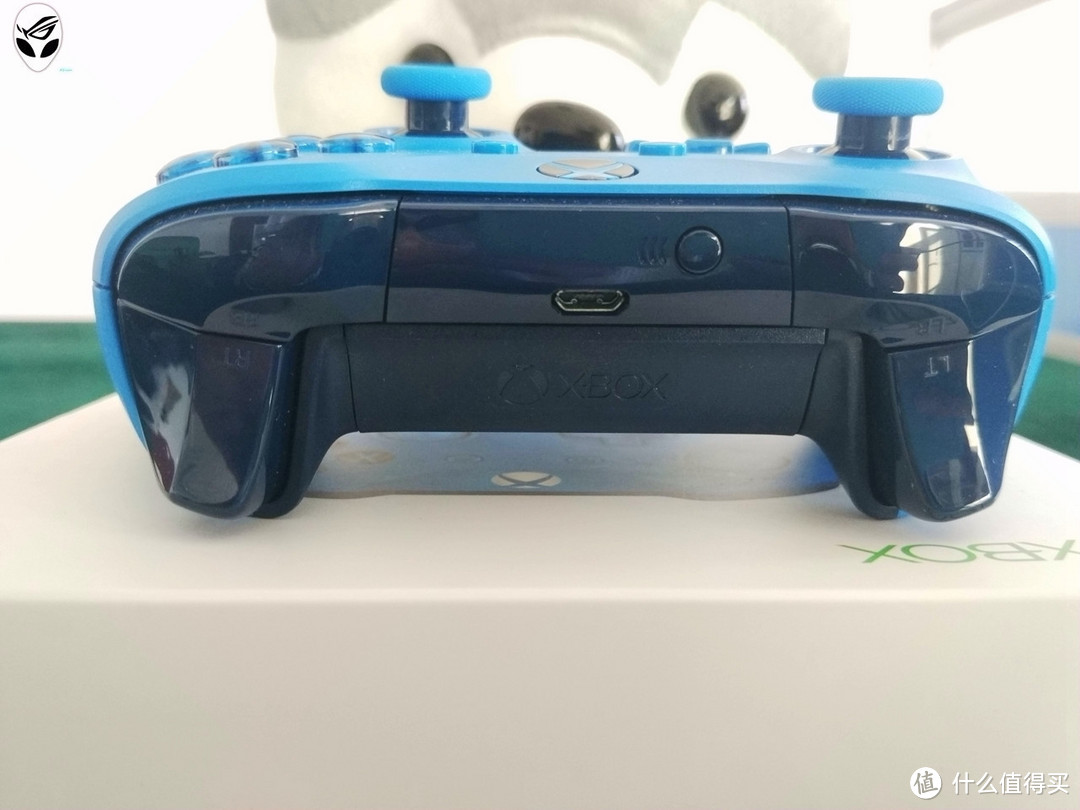 XBOX手柄选购指南：骚蓝XBOX ONE S蓝牙无线手柄，请认准微软神教