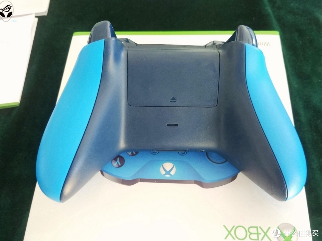 XBOX手柄选购指南：骚蓝XBOX ONE S蓝牙无线手柄，请认准微软神教