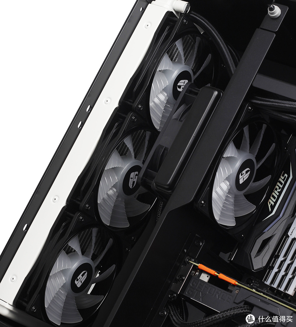 #原创新人# 此“雕牌”非彼“雕牌”：GIGABYTE 技嘉 AORUS X299 Gaming 3 主板 & 1080Ti 显卡搭建信仰主机