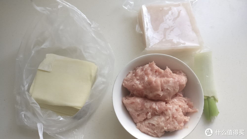 滋补气血的姜汁虾仁面 & 磷虾鲜肉馄饨