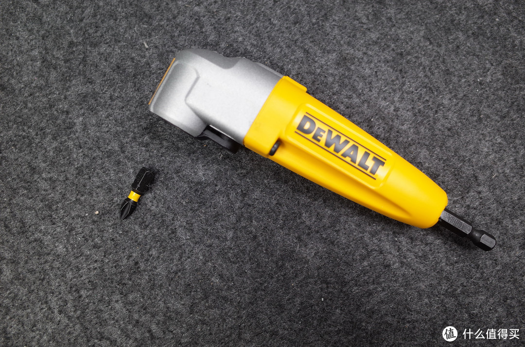 #晒单大赛#  DEWALT 得伟 DWARA100 直角转接头