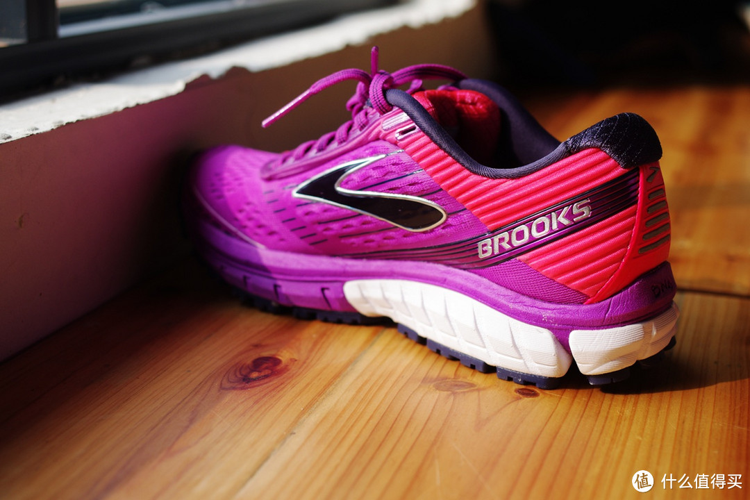 #晒单大赛#Brooks 布鲁克斯 ghost9 次*级缓震女跑步鞋