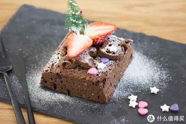微波炉能代替烤箱吗？3分钟用微波炉就能做好一款圣诞蛋糕