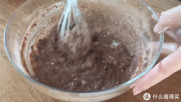 微波炉能代替烤箱吗？3分钟用微波炉就能做好一款圣诞蛋糕