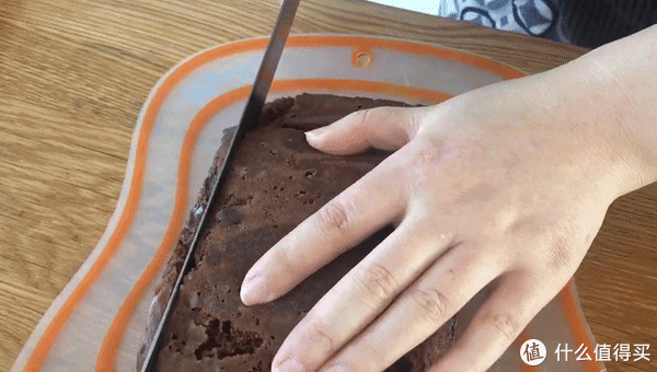 微波炉能代替烤箱吗？3分钟用微波炉就能做好一款圣诞蛋糕