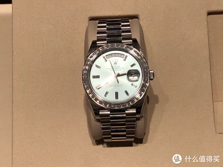 新瓶新酒的 ROLEX 劳力士 DJ 126334 铑白盘