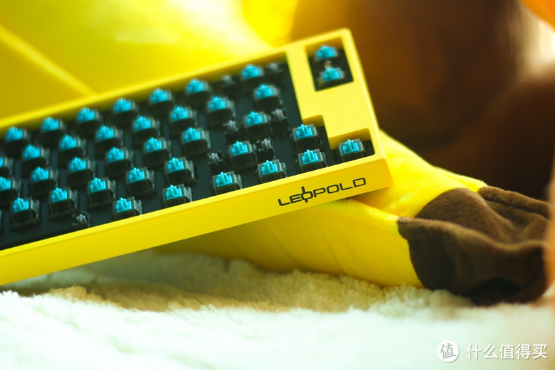 我也是法拉利同款配色用户啦—LEOPOLD 利奥博德 FC660M 竞速黄 机械键盘 开箱