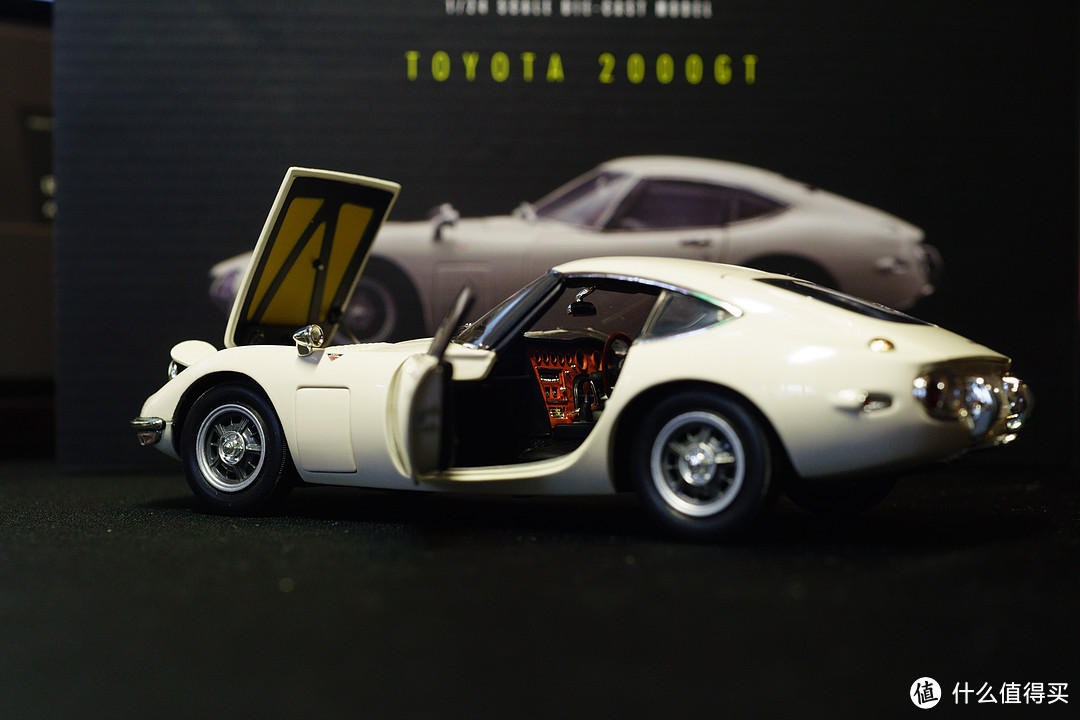 来自丰田产业博物馆的纪念——TOYOTA 2000GT 限量版车模图赏