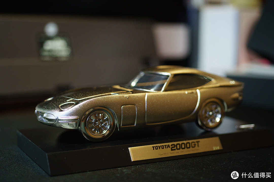 来自丰田产业博物馆的纪念——TOYOTA 2000GT 限量版车模图赏