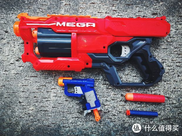 #晒单大赛#粗、硬、射程远、更带劲！Hasbro 孩之宝 热火 NERF 飓风发射器