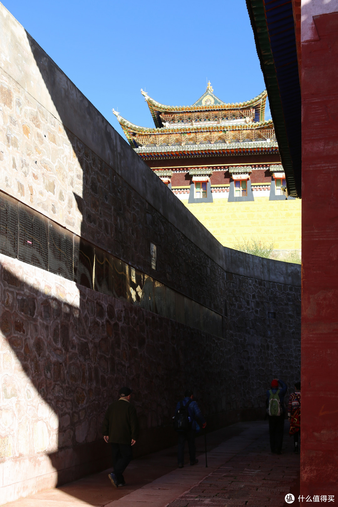 红原-唐克-神座村-查理寺-阿坝（郎依寺-格尔登寺）-各莫寺-久治-班玛