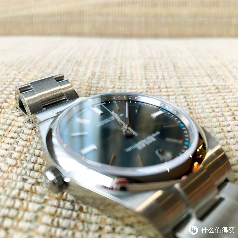 定律在应验，生活在钱进：Rolex 劳力士 114300 蚝式恒动男款机械表 入手记