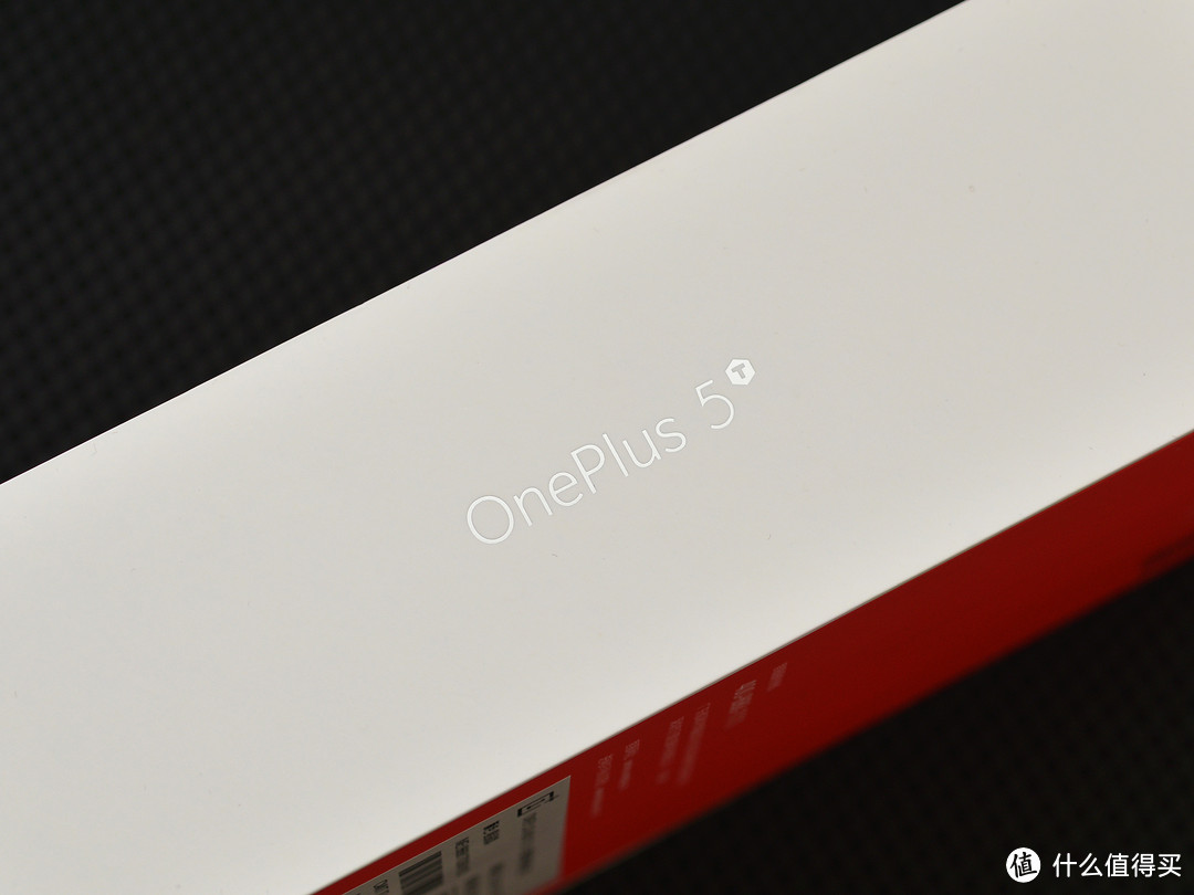 简单即美 OnePlus 5T手机体验