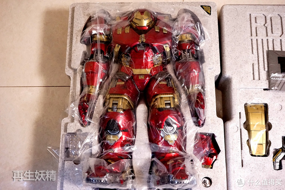 Hot Toys 钢铁侠 反浩克 （Hulkbuster）装甲 开箱、初体验