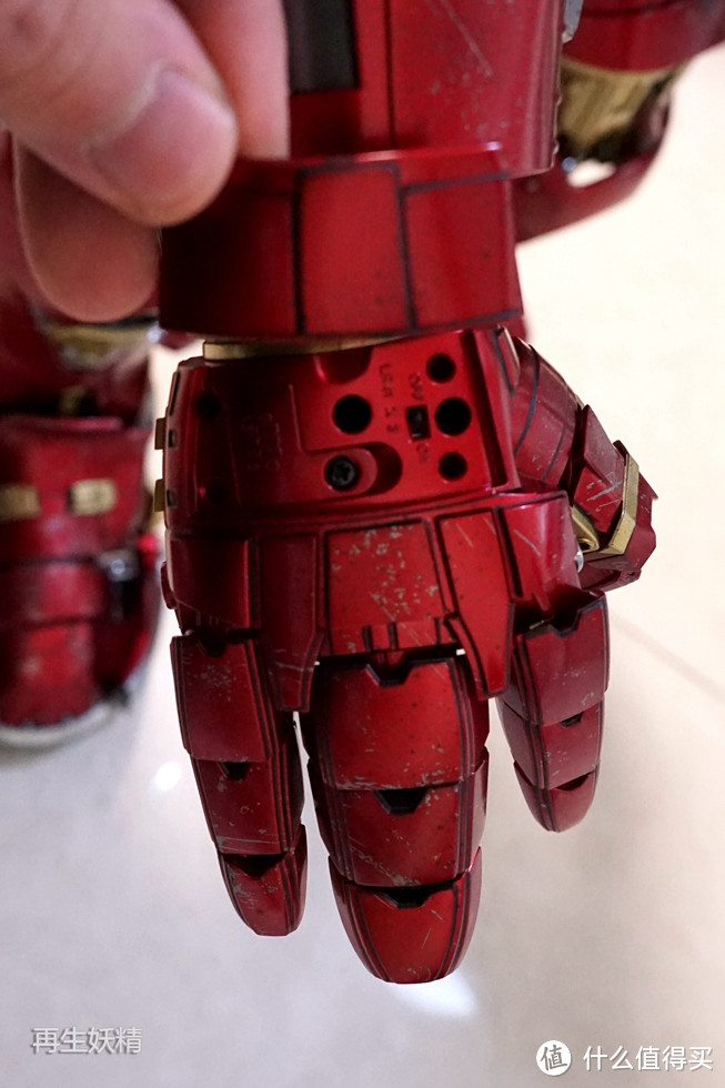 Hot Toys 钢铁侠 反浩克 （Hulkbuster）装甲 开箱、初体验