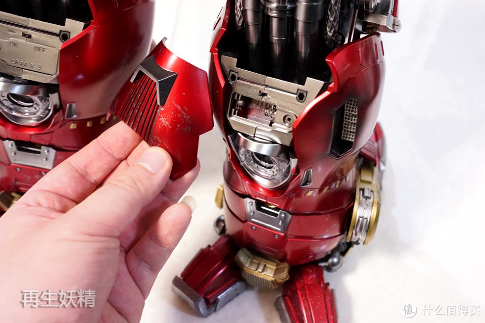 Hot Toys 钢铁侠 反浩克 （Hulkbuster）装甲 开箱、初体验