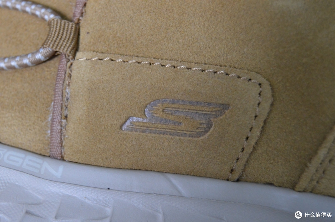 不一样的雪地靴：Skechers 斯凯奇 轻质反毛皮短筒雪地靴 晒单