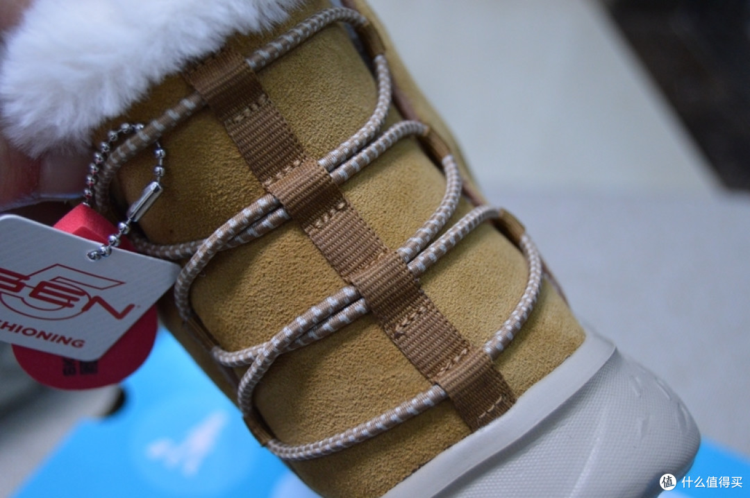 不一样的雪地靴：Skechers 斯凯奇 轻质反毛皮短筒雪地靴 晒单