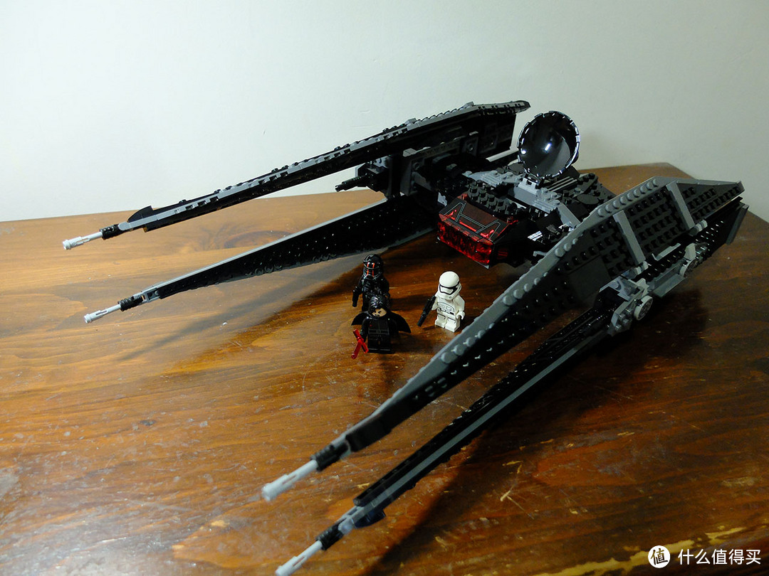 LEGO 乐高 75179 星球大战 Kylo Ren 钛战机 开箱