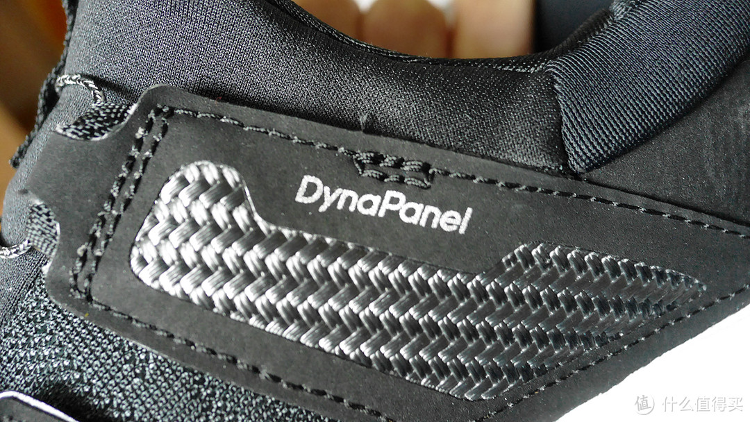 BOA转盘：Asics 亚瑟士 Dynamis 跑步鞋 开箱