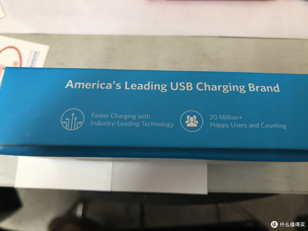 红色系的吸睛款--anker iphone 手机充电线评测