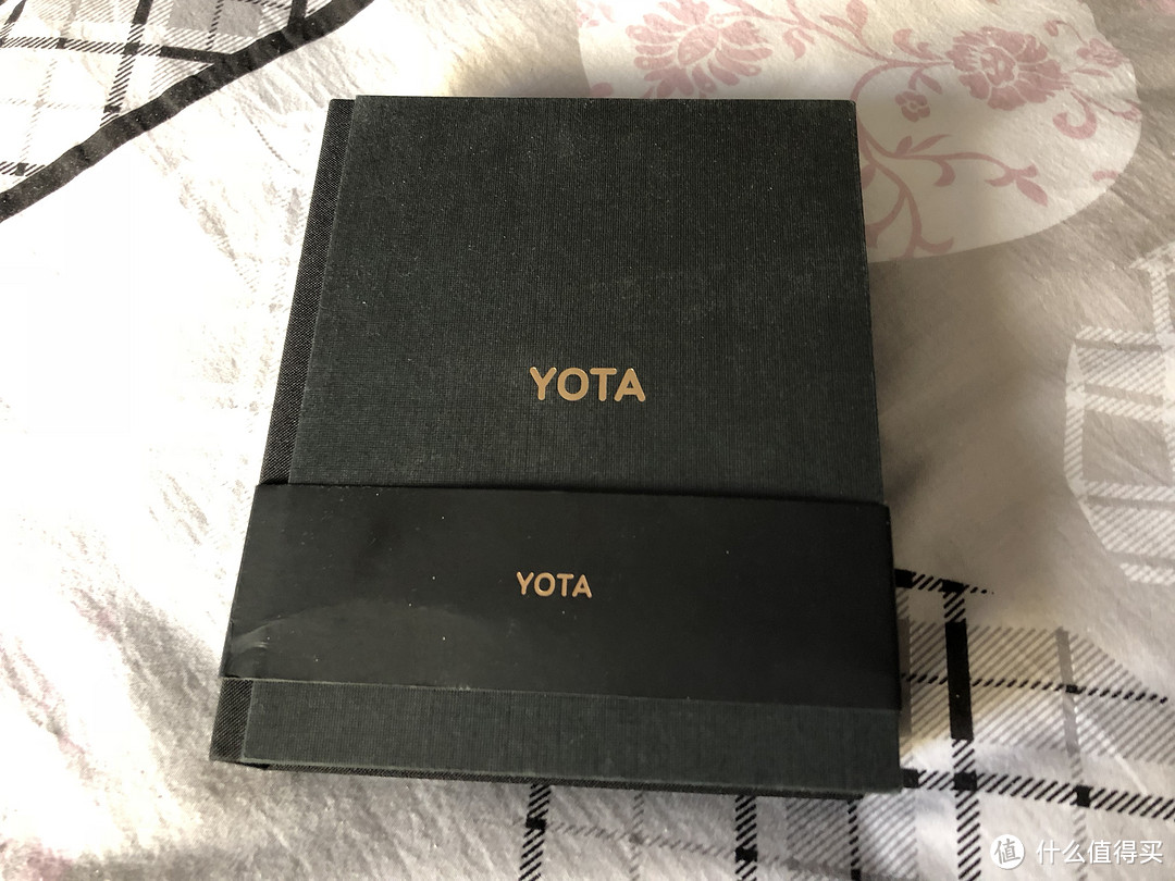 真的命中了我的刚需：YOTA3 双面屏手机 开箱体验