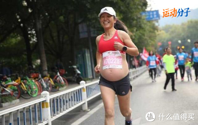 怀孕期间是否应该坚持跑步呢？