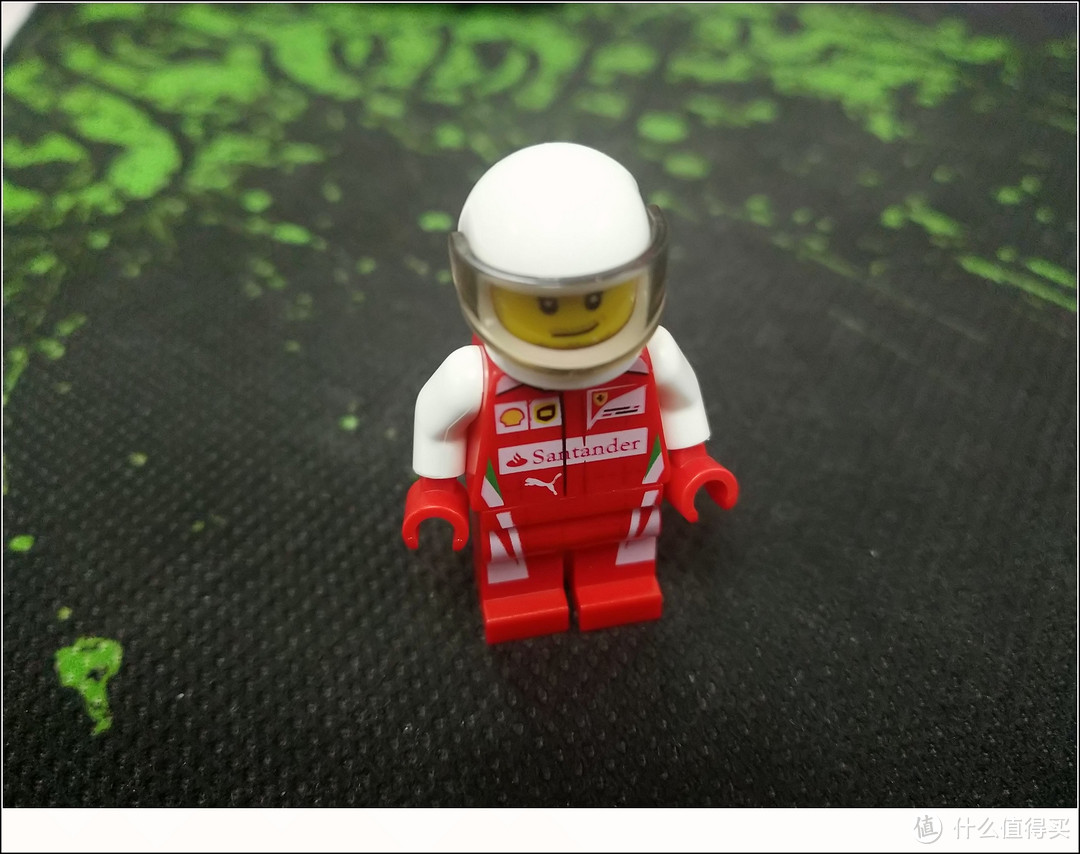 #晒单大赛#真正的勇士敢于面对贴纸--LEGO 乐高 75879 Scuderia Ferrari 法拉利 开箱