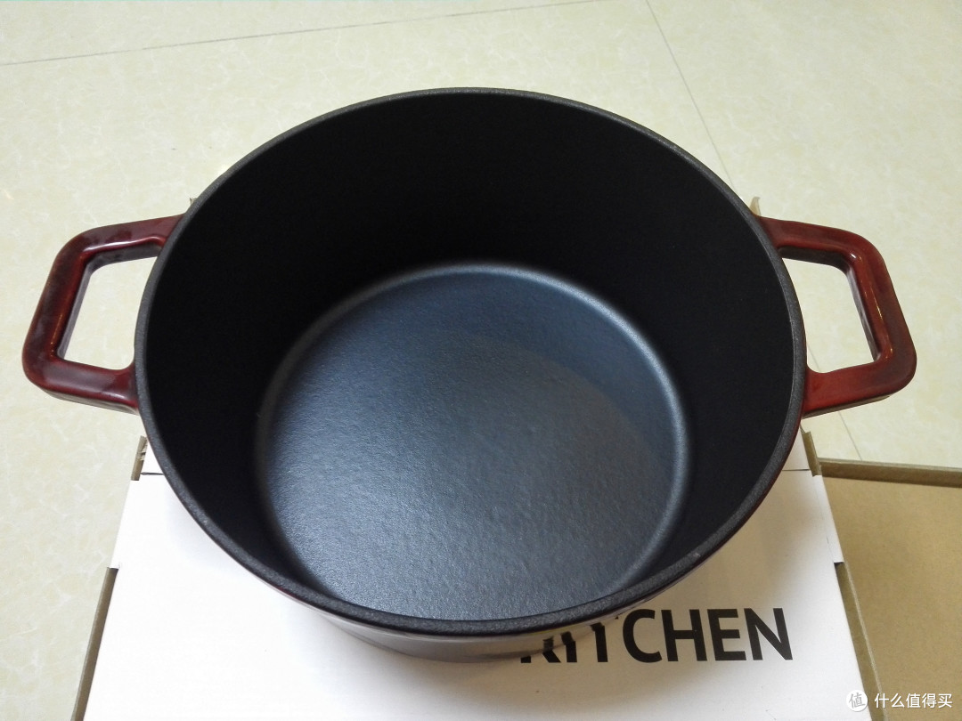 古朴实在的吃货利器——淘宝心选 简约珐琅铸铁汤锅