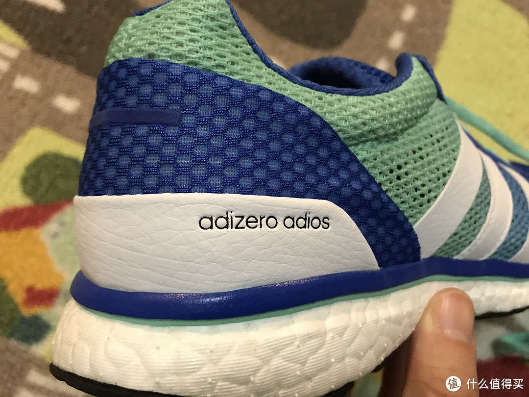 又轻又骚！Adidas Adios 3 跑步鞋