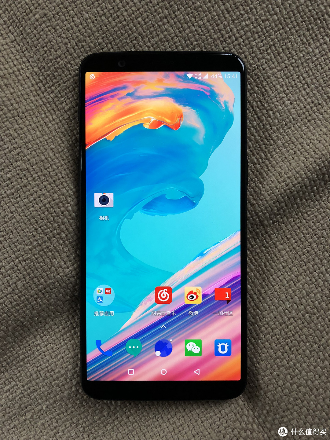 互联网手机新人试水OnePlus 一加5T 手机