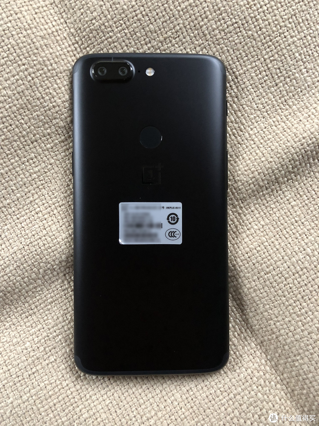 互联网手机新人试水OnePlus 一加5T 手机