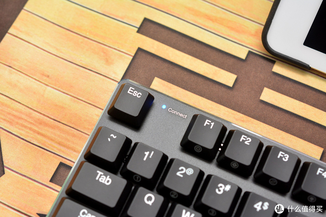 整理桌面的一把利刃：达尔优EK820超薄蓝牙双模机械键盘
